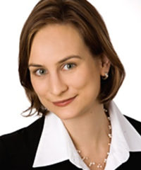 Dr. Julia Schitter